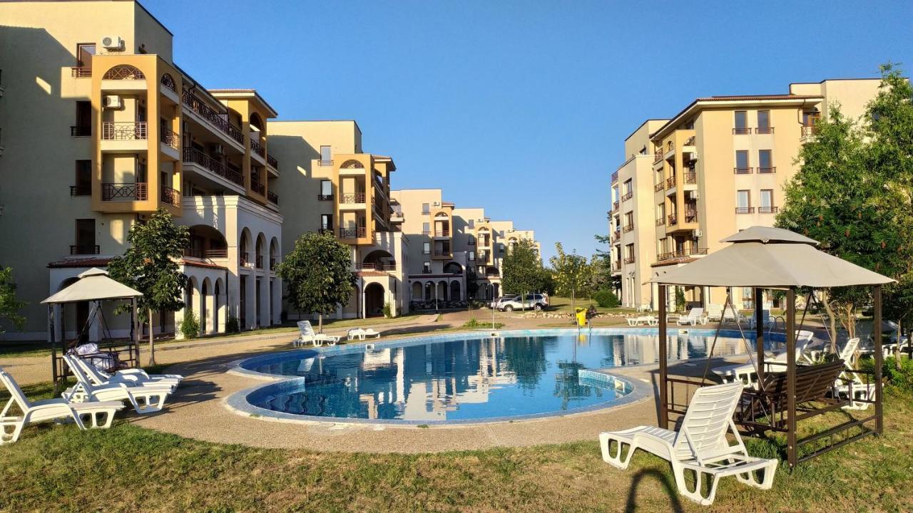Lighthouse Golf Private Villa Lake View Балчик Екстериор снимка
