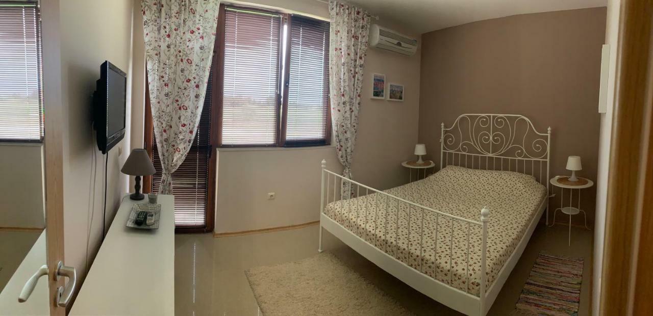 Lighthouse Golf Private Villa Lake View Балчик Екстериор снимка